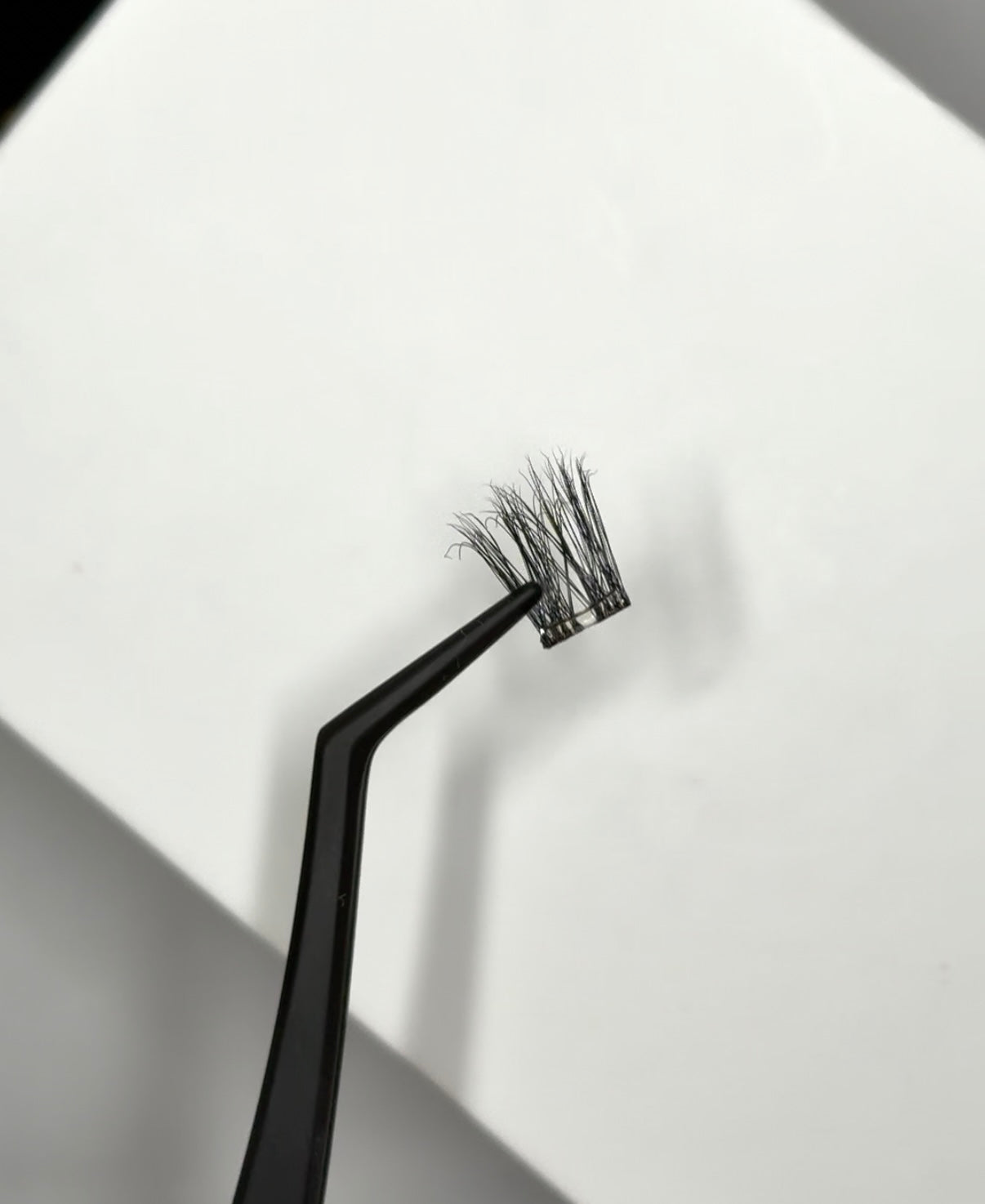 2 Glam+ 1 Free Tweezer